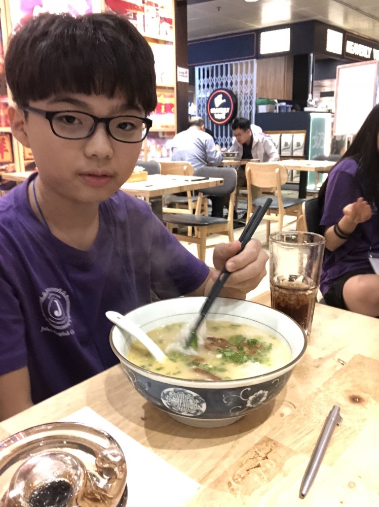 3552807562_QhT0od41_375e0fc2202b48b7e72d673ab5622792ab51f882.jpg 이미지크게보기
