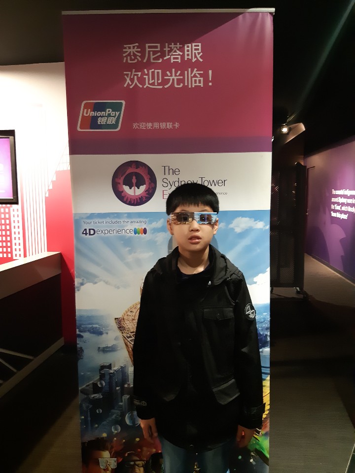 3552807562_TIRJ7isU_e0566bb3815f1ac4232c405139a4b58316d977c9.jpg 이미지크게보기