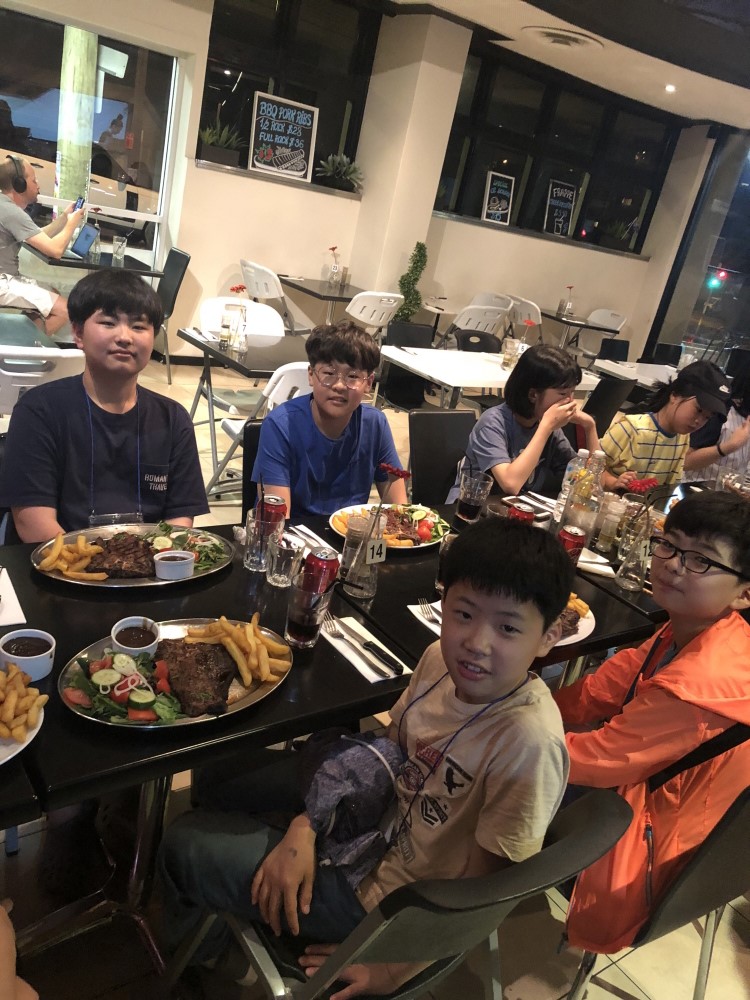 3552807562_eSp8DakC_1aef17bca0ecaa9a2651ebf350de6c00911bae76.jpg 이미지크게보기